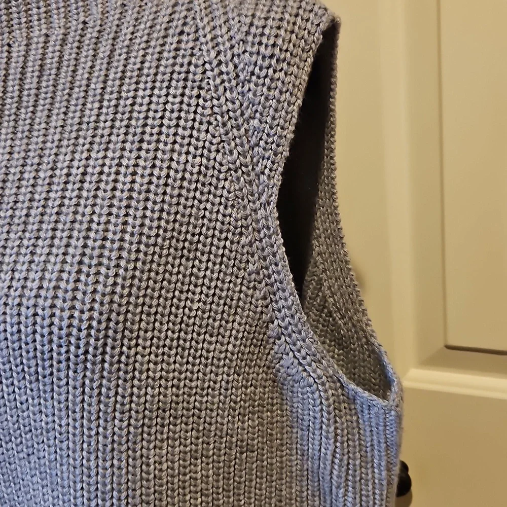 Martha Stewart Gray Sleeveless Knit Tunic Large Like New - Picture 3 of 10